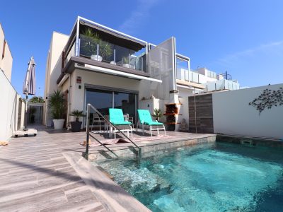 Three-bedroom property for sale on the Costa Blanca with private pool, garden and terrace in Daya Vieja
